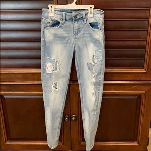 True Craft distressed jeans size 5